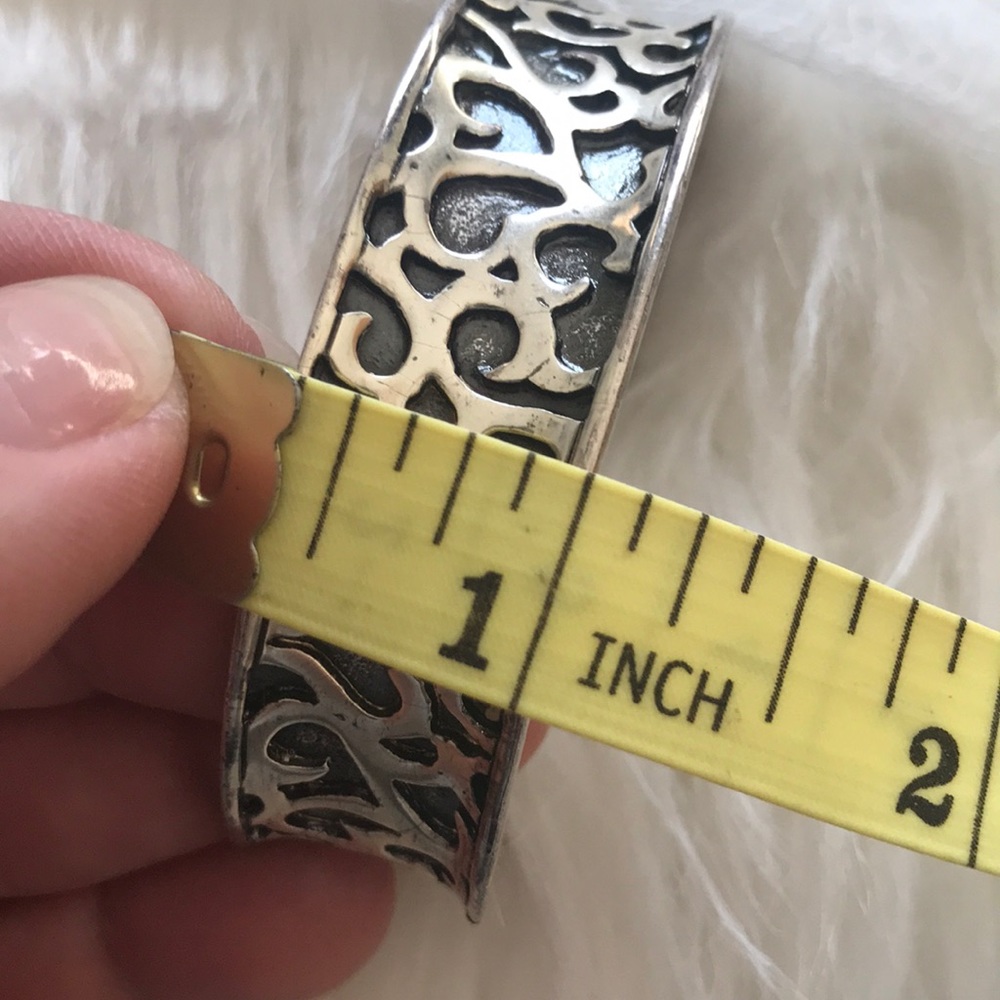 Cuff bracelet - Picture 2 of 3
